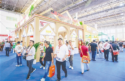  展會(huì)擴(kuò)大“朋友圈” 企業(yè)走出“國際范”